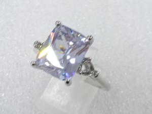 クリスタル　指輪(24号)